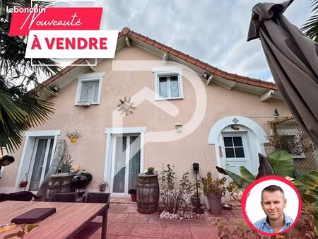 maison 6 pièces 135 m²