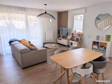 maison clé en main dans le centre de bron