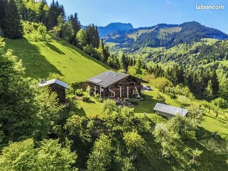 chalet 7 pièces 208 m²