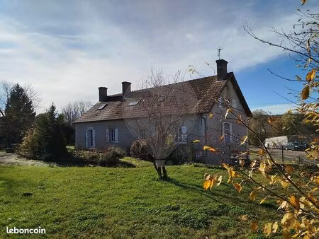 maison 7 pièces 212 m²