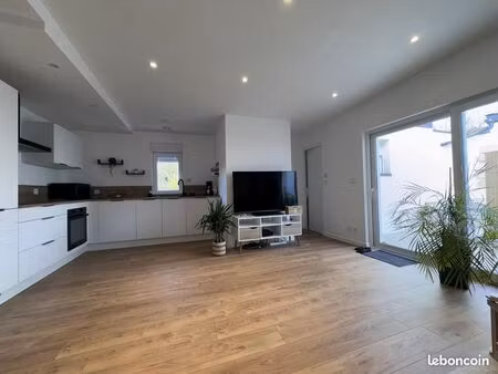 maison 3 pièces 65 m²