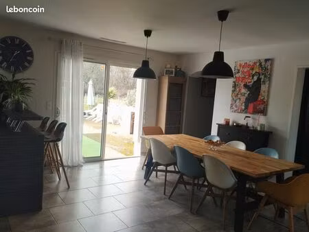 maison à st seurin sur l'isle