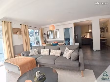 appartement 5 pièces 94 m²