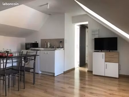 location - appartement meublé viré-en-champagne