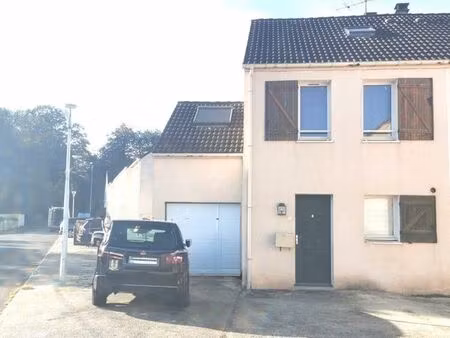 maison 4 chambres  95 m2