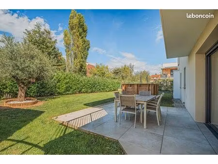 appartement de plain-pied avec jardin et piscine – champagnier