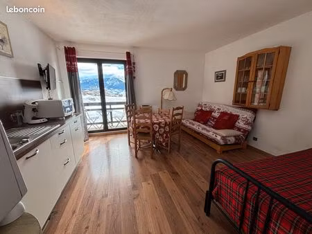 studio en parfait etat - vue panoramique