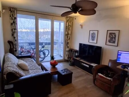 appartement 3 pièces 63 m²