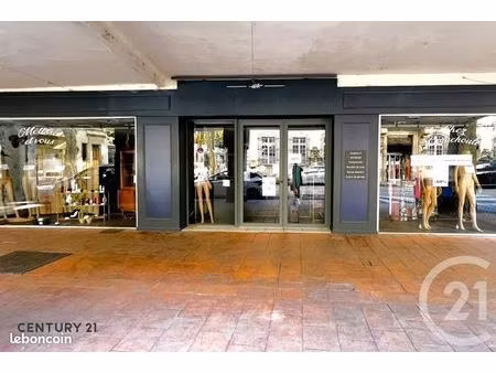 local commercial 140 m²