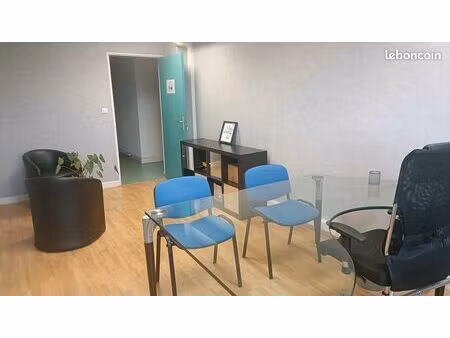 local de 11 4 m² à 250 m2 - location nevers