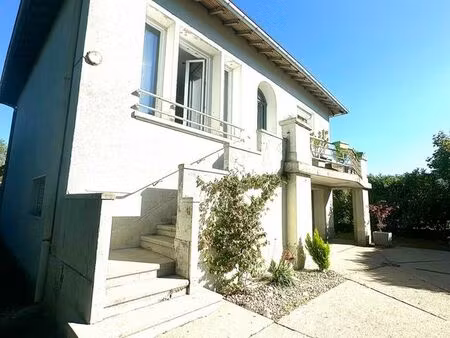 maison 4 pièces 82 m²