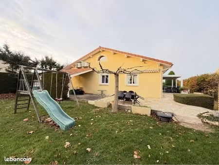 propriété 7 pièces 200 m²