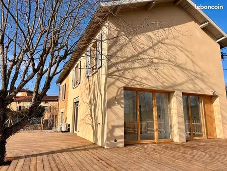 maison 5 pièces 115 m²