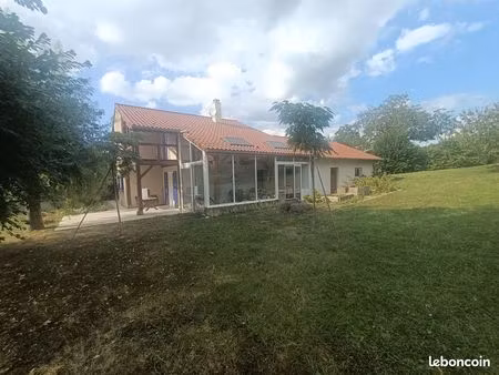 maison 6 pièces 130 m²