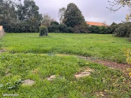 très beau terrain à batir