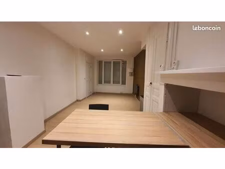 appartement 40 m² – lumineux et calme – disponible immédiatement
