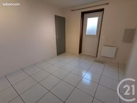 maison 2 pièces 30 m²
