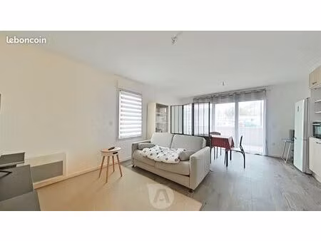 appartement 3 pièces 65 m²