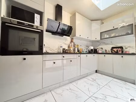 maison de ville 4 pièces 99 m²