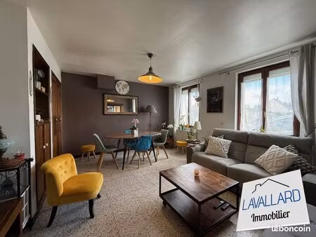 maison de village 4 pièces 78 m²