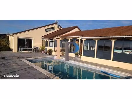 villa 8 pièces 155 m²