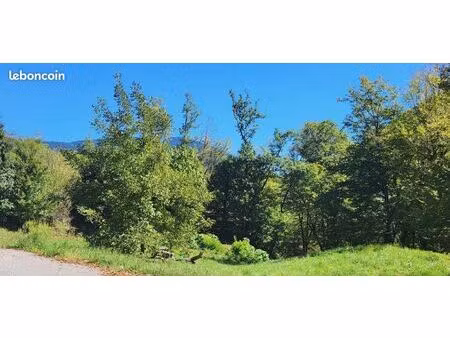 terrain 2 673 m² queige