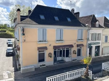 immeuble 8 pièces 362 m²
