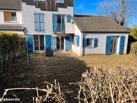 logement semi individuel de 4 pièces 84 m2 avec jardin