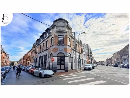 local commercial 6 pieces 187m2