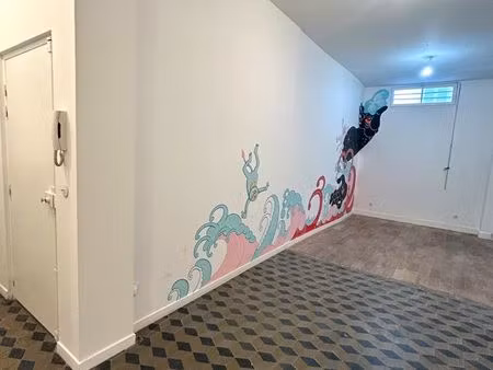 local commercial paris 10eme 44 78m2