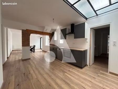 maison 5 pièces 148 m²