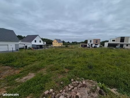 terrain viabilisé 8 ares