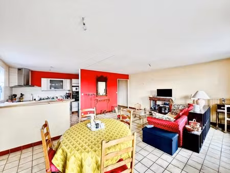 appartement de 4 pièces de 81 m² à nevers