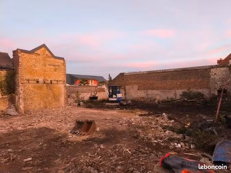 ensemble immobilier ( maison à rénover + terrain à bâtir)