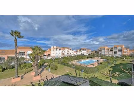 palavas- vivez à deux pas de la mer dans ce t2 lumineux et rénové avec goût  place de park