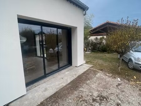 cabinet / bureau avec wc