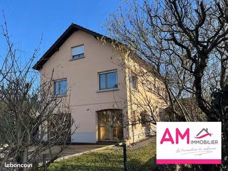 maison 5 pièces 102 m²