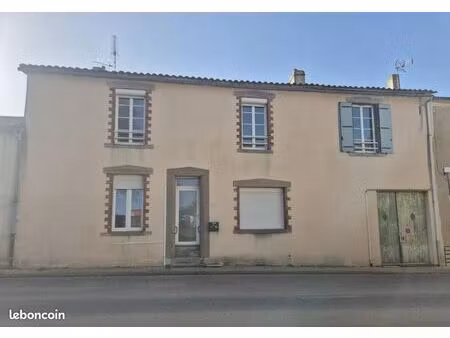 maison 5 pièces 141 m²
