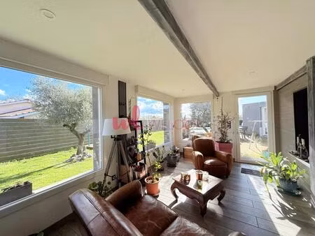 maison de 156 m² avec piscine et dépendance de 16m² à vendre à pouydesseaux