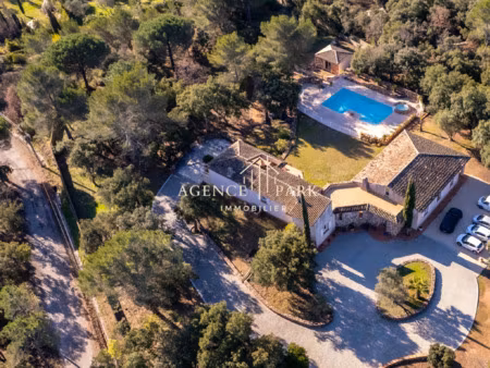 propriété roquebrune sur argens