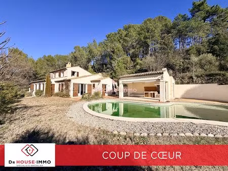 salernes propriété avec vue