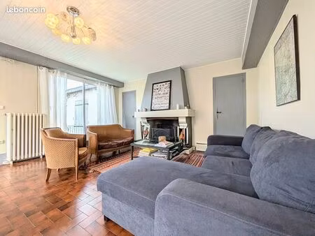 maison de ville 7 pièces 169 m²