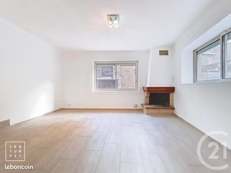 maison de village 3 pièces 60 m²