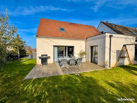 maison de 6 pièces de 120 m2