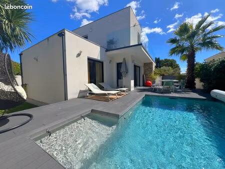 villa 4 pièces 97 m²