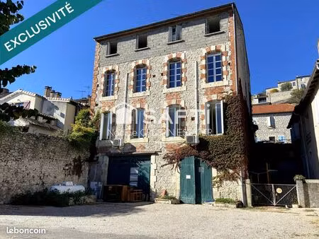 local 363 m² lauzerte