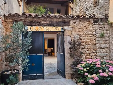 maison village avec extérieur + combles aménageables