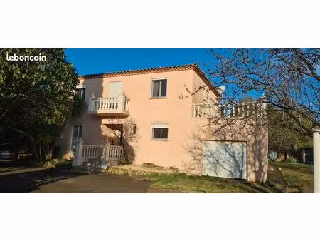 villa 160m2 5 pièces 1600m 2 avec 400m2 constructible