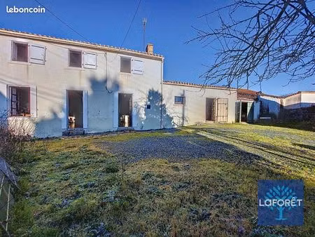 maison 2 pièces 63 m²