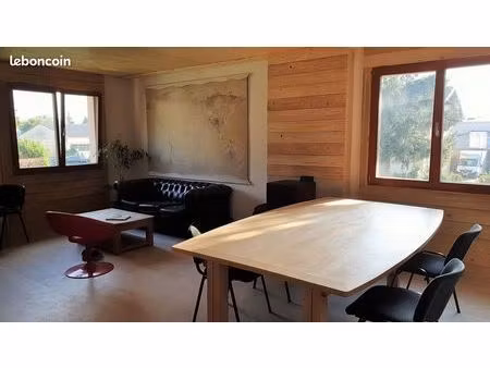 bureaux / locaux disponibles dans espace de coworking